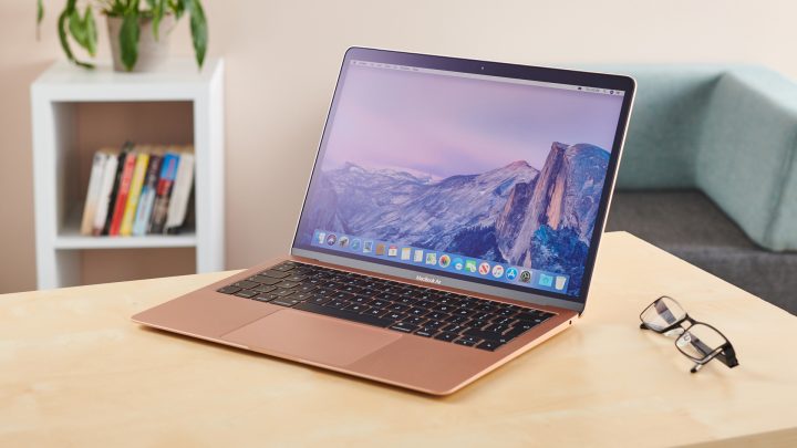 Apple chính thức ra mắt MacBook Air mới làm từ 100% từ nhôm tái chế