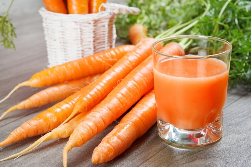 Sinh tố cà rốt và chanh