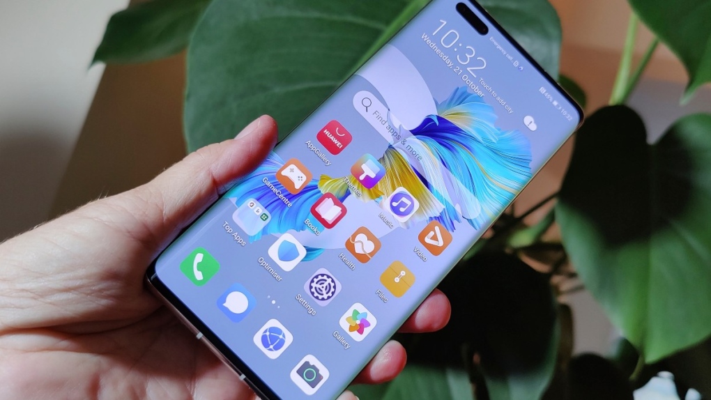 Gặp phải vấn đề lớn, Huawei thông báo cắt giảm sản xuất smartphone