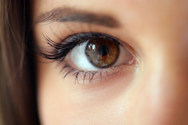 Màu sắc đôi mắt nói lên tính cách của bạn